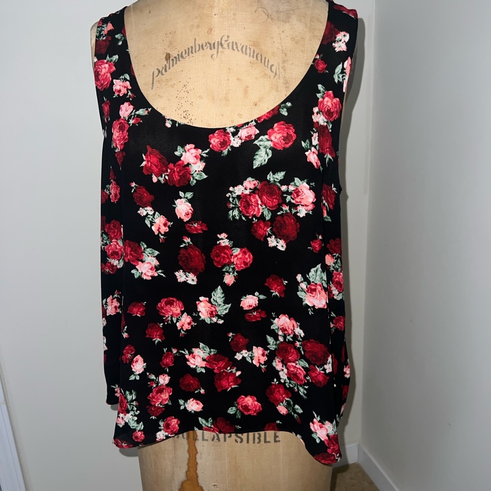 Forever 21 Black Floral Scoop Tank with Red Rose Print
